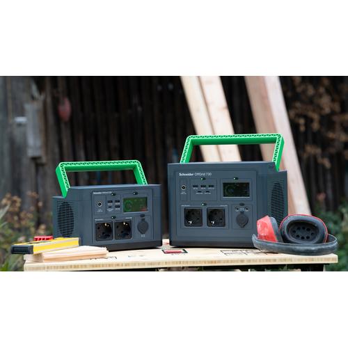 APC SE OffGrid Portable Power Station 730 - Li-Ion accu, LCD, 2x stopcontact, 3x USB-A, 2x USB-C, 3x 12V, draadloze lader - Image 2