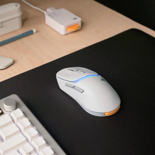 Glorious Gaming - draadloze gamingmuis Model D3 - Uitwisselbaar InfinitePlay-batterijsysteem, 8k polling, 130M click optische schakelaars, licht gewicht van 69 g, 30K DPI optische sensor, RGB - Wit - Image 4