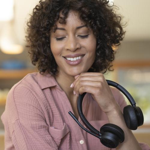 HP Poly Voyager 4320 USB-C Headset + BT700 dongle + oplaadstatief - Image 5